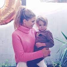 Sang, système lymphatique, utérus, foie et reins. Belle Gibson Faked Seizure To Show People She Had Cancer Express Digest