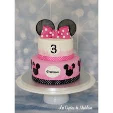 Gateau Minnie A Etages 2 Gateau Minnie Gateaux Pour Bebe Fille Gateau