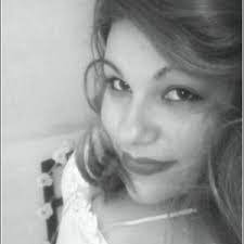 Nicole Ettinger's Instagram, Twitter & Facebook