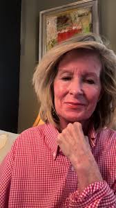 Beth Carson Wallace (@bethcarsonwallace)