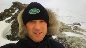 Driving the new Discovery Sport in Iceland