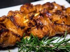 Rezept Pinchos Muronos Maurische Spiesschen Kolner Weinkeller Rezepte Lebensmittel Essen Pinchos
