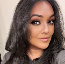 Save your Winter garden with our #4 top video of 2018. 🌿 Find veggies that  thrive in the cold >> https://hg.tv/2rivTI9 ❄️