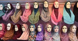 A muslim husband must provide clothing, shelter, food and all basic requirements of a financial provider. What It S Like To Be In A Polygamous Marriage Muslim Malaysians Share Their Stories Abc News