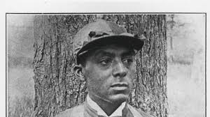 Marion Marauder wins trotting triple crown at Red Mile, Oct. 9, 2016