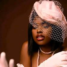 Can a woman still attract men after leaving them?