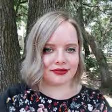 Amanda Bienz's Instagram, Twitter & Facebook