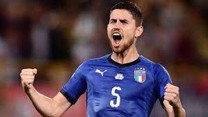 Nela, está situado o cloth hall, um posto avançado de comércio da era renascentista, e a basílica de santa maria, uma igreja gótica do século 14. Nations League Italia Polonia 1 1 Jorginho