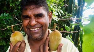 Robert Kimberley's Instagram, Twitter & Facebook