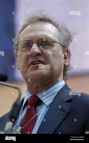Stephen lewis hi-res stock photography and images
