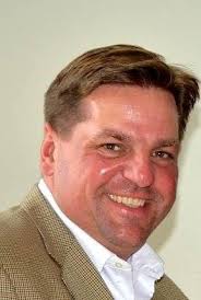 Cecil Scarbrough's Instagram, Twitter & Facebook