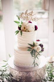 Best Day Ever Wedding Cake Topper At Beautiful Outdoor Fall Wedding At Windriver Photos By Amanda Wedding Cake Rustic Wedding Cake Toppers Fall Wedding Cakes