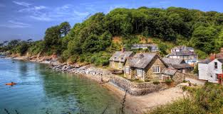 Swimming pools, hot tubs, 5 stars, tennis courts, everything you would expect with elite cottages. Holiday Cottages Perfect Runaway For Time Of Covid Traveldealshunter Com