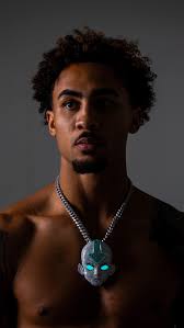 An avatar pendant like no other for a fighter like no other. One-of-one,  Crafted for The Surgeon @benwhittaker 💥🥊🏆 , #Cassidy #benwhittaker  #thesurgeon #avatar #diamonds #craftsmanship