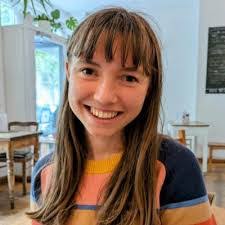 Faye Crawford's Instagram, Twitter & Facebook