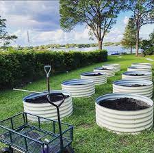 42 Round Metal Garden Bed In 2021 Metal Garden Beds Raised Garden Metal Raised Garden Beds