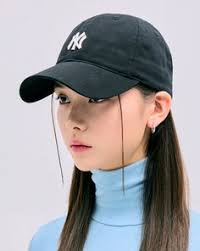 Queens, NY hat by Marcel Peña