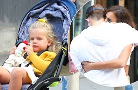 Oh, it's actually just bradley cooper and irina shayk. Irina Shayk And Bradley Cooper Reunited For A Walk With Their Daughter Free News