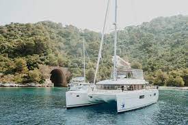 Maybe you would like to learn more about one of these? How Many Hulls Yacht Vs Catamaran The Yacht Break