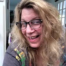 Peter Gallagher shared a poignant Pride Month message to his daughter: 'I  want you to feel loved.' This is just so sweet.