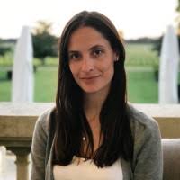 Ashley Beller's Instagram, Twitter & Facebook