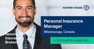 Darryl Wolfe's Instagram, Twitter & Facebook