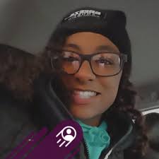 Let's go ice skating at Howard Park South Bend! 🎄❤️✨ A holiday market,  igloo dining, and ice skating…such a winter wonderland! ✨ 📍South Bend, IN