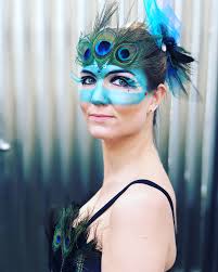 Fraupfau Mit Corsage Und Tullrock Und Pfaufedern Pfau Halloween Karneval Karneval Schminken