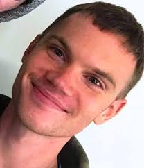 Bolin-Dierkes Funeral Home and Crematory is honored to serve the Davis  Family: