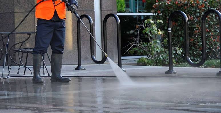 Commercial Pressure Washing Services