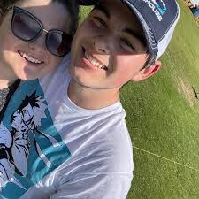 Sean Blankenship's Instagram, Twitter & Facebook