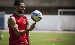 عمرو السولية كابيتانو المنتخب وفي الأهلي لسه بدري عليه. Ø¹Ù…Ø±Ùˆ Ø§Ù„Ø³ÙˆÙ„ÙŠØ© Ù„Ø§Ø¹Ø¨ ÙˆØ³Ø· Ø§Ù„Ù…Ø§Ø±Ø¯ Ø§Ù„Ø£Ø­Ù…Ø± ØµØ§Ø­Ø¨ Ø§Ù„ØªÙ…Ø±ÙŠØ±Ø§Øª Ø§Ù„Ø¯Ù‚ÙŠÙ‚Ø© Ø¹Ø±Ø¨ Ù†ÙŠÙˆØ² Arb News