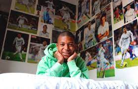He was happy and smiling in the dressing room. ronaldo has been linked with a return to sporting lisbon amid. Pin On News
