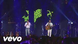 Conhecidos nacionalmente por suas composições românticas e baladas sertanejas, são aclamados por singles como quer casar comigo?, dormi na praça, choram as. Bruno Marrone Eu Nao Vou Aceitar Ao Vivo Youtube
