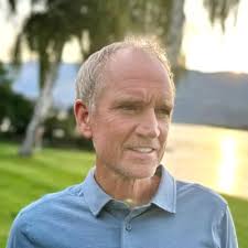 It is with great pleasure we announce the retirement of Jay Fulbright at  Stemilt. Coming to Stemilt Growers in 2010 after 28 years with Dovex Fruit  Company, Jay has been a team