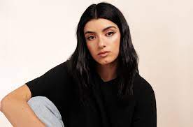 Dixie d'amelio (born august 12, 2001) is an american tiktok star and a social media influencer with an immense fan following. Dixie D Amelio Shows Jason Derulo Her Be Happy Video Billboard