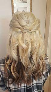 Check out our 30 wedding hairstyles for medium length hair! Wedding Hairstyles Half Up Half Down Wedding Guest Hairstyles