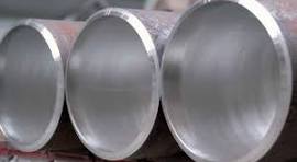 Metallurgically CRA cladded pipes
