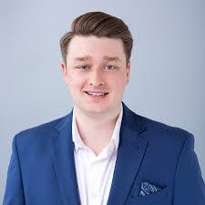 Devin Thacker's Instagram, Twitter & Facebook