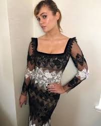 Dina Shihabi - Free pics, galleries & more at Babepedia