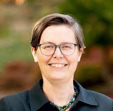 Rachel Reinhard's Instagram, Twitter & Facebook