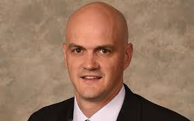 Diver Ryan Russi leads Cowboys' repeat bid