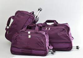 Куфари и сакове : Пътна чанта сак за пътуване с колелца и телескопична  дръжка комплект лилави