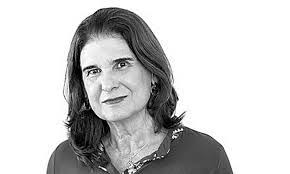 Sandra Colosimo's Instagram, Twitter & Facebook