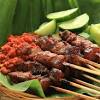 Hidangan berkuah kaya rempah ini cocok disantap sebagai sarapan ataupun makan malam. 1