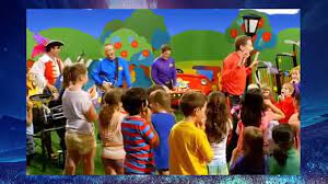 The wiggles have performed so many wiggly concerts over the years but it doesn't mean they don't get nervous before a show. The Wiggles Simon Says The Wiggles Studio Performance Video Dailymotion