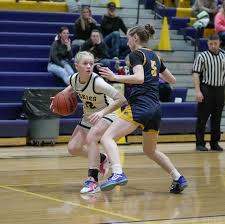 Port Huron Northern's Kade Hiller. #PHN #PHNHuskies #PHNHuskiesBasketball  #Michigan #MHSA #TimesHerald #PortHuron #HighSchool #Sports
