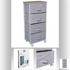 Installez un tiroir lit sous votre lit et gagnez de la place et de l'espace de rangement ! Meuble De Rangement 4 Tiroirs A Roulettes Coloris Chine Gris Taupe Achat Vente Petit Meuble Rangement Meuble De Rangement 4 Tiroirs Soldes Sur Cdiscount Des Le 20 Janvier Cdiscount