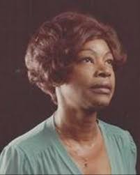 Edna Mills's Instagram, Twitter & Facebook