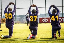 Kaizer chiefs‏подлинная учетная запись @kaizerchiefs 20 янв. Kaizer Chiefs Training Has Some New Faces At The Moment